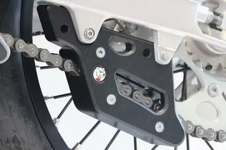 AXP Chain Guide Black KTM / GasGas / Husqvarna / Sherco 12-23 - Duell MP varaosat ja tarvikkeet - 86677 - 1