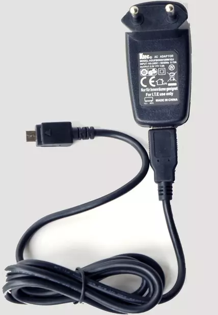 SR G4/G9 Verkkolaturi USB 5DCV 1A - Duell MP varaosat ja tarvikkeet - 116407 - 1