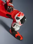 Alpinestars Nahkapuku 1-pcs GP Tech v5 Fluo Punainen/Valkoinen, 54 - Duell ajovarusteet - 40617 - 1