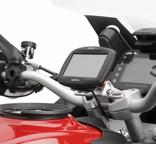 Givi GPS adapteri Garmin navigaattorille kiinnikkeille S901A & S902A - Duell MP varaosat ja tarvikkeet - 104368 - 1