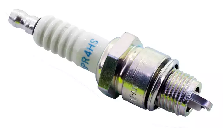 NGK sparkplug BPR4HS - Duell muut varaosat ja tarvikkeet - 134248 - 1