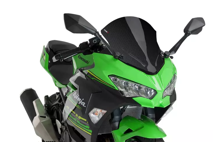 Puig Racing Screen Kawasaki Ninja 400 18' C/Carbon Look - Duell MP varaosat ja tarvikkeet - 90018 - 1