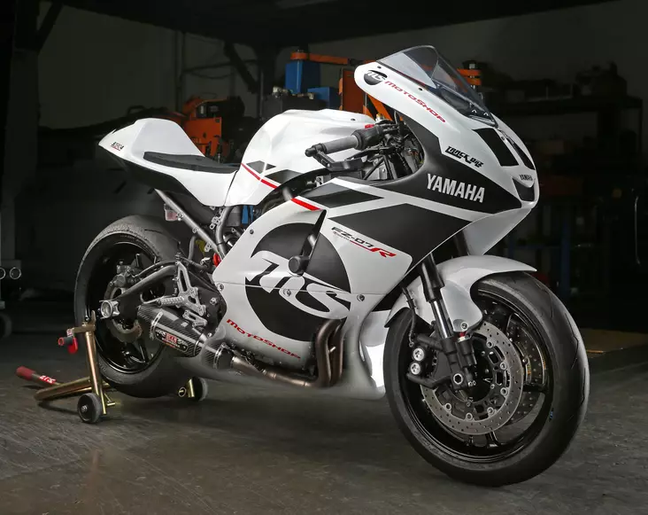 Yoshimura Full System Yamaha Fz-07/Mt-07/Xsr700 2015-19 Race R-77 Fs Ss-Cf-Cf W - Duell MP varaosat ja tarvikkeet - 113928 - 1