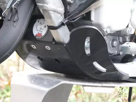 AXP Skid Plate PHD 6mm Black Yamaha YZ125 05-23 / Fantic XE125/XX125 21-23 - Duell MP varaosat ja tarvikkeet - 86618 - 1