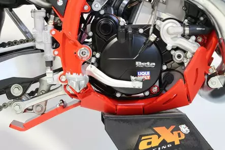 AXP Xtrem HDPE Skid Plate Red Beta 125/200RR 20-22 - Duell MP varaosat ja tarvikkeet - 86638 - 1