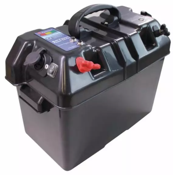Akkukotelo Tup.Syt + 2 x USB 1A+2A 50A+10A sulakkeilla - Duell venetarvikkeet - 132299 - 1