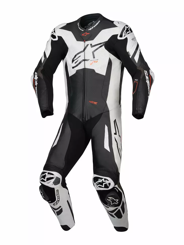 Alpinestars Nahkapuku 1-pcs GP Plus v4 Sprint Musta/Valkoinen, 56 - Duell ajovarusteet - 40569 - 1