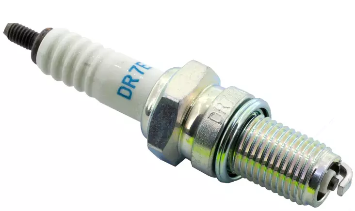 NGK sparkplug DR7EA - Duell muut varaosat ja tarvikkeet - 141159 - 1