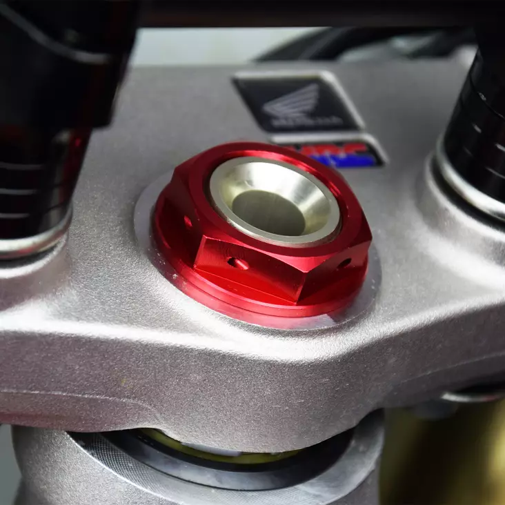 Scar Steering Stem Nut & Tool - Honda/Husqvarna Red Color - Duell MP varaosat ja tarvikkeet - 75989 - 1