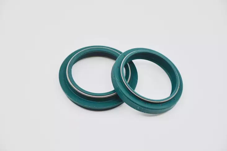 SKF Oil & Dust Seal 41 mm. - KAYABA - Duell MP varaosat ja tarvikkeet - 124709 - 1