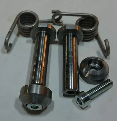 TMV Footpeg Pins Bolt-On 10mm + Springs KTM 05-15 - Duell MP varaosat ja tarvikkeet - 87899 - 1