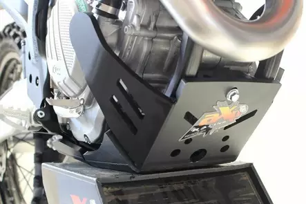 AXP Xtrem HDPE Skid Plate Black KTM 250/350 SXF/XCF / Husqvarna FC250/350 19-22 - Duell MP varaosat ja tarvikkeet - 86699 - 1
