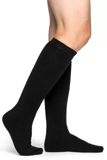 Woolpower Pitkävartiset sukat 400 Merino musta, 36-39 - Duell ajovarusteet - 58529 - 1